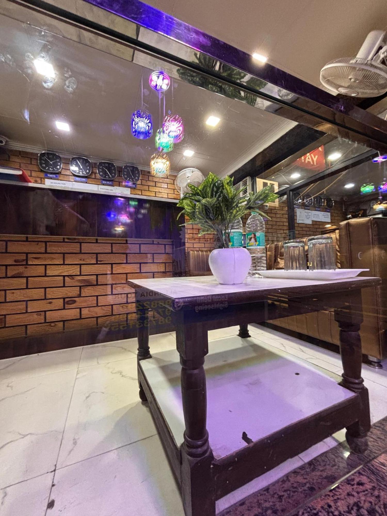 Clink Airport Stay -Nova Deli Exterior foto